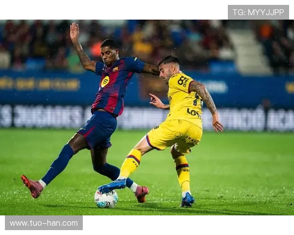 巴萨近期表现回暖,但深层次问题已逐步反映在战绩稳定性上 巴萨近期表现回暖,但深层次问题已逐步反映在战绩稳定性上